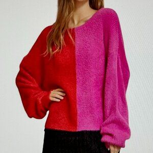 NEW ANDREE BY UNIT Split Color Sweater in Red and Magenta - NWT